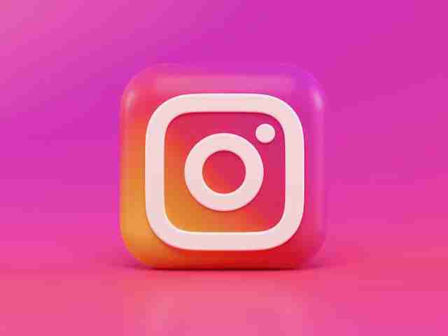 Social Media vs. Web Design in Rhode Island
